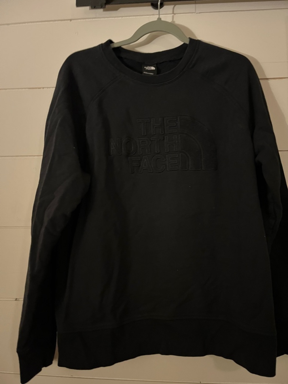 The North Face Black Embossed Logo Women's Crewneck Sweatshirt